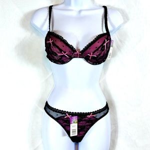 NWT Pink and Black Lace Bra and Thong Panties Set 34B